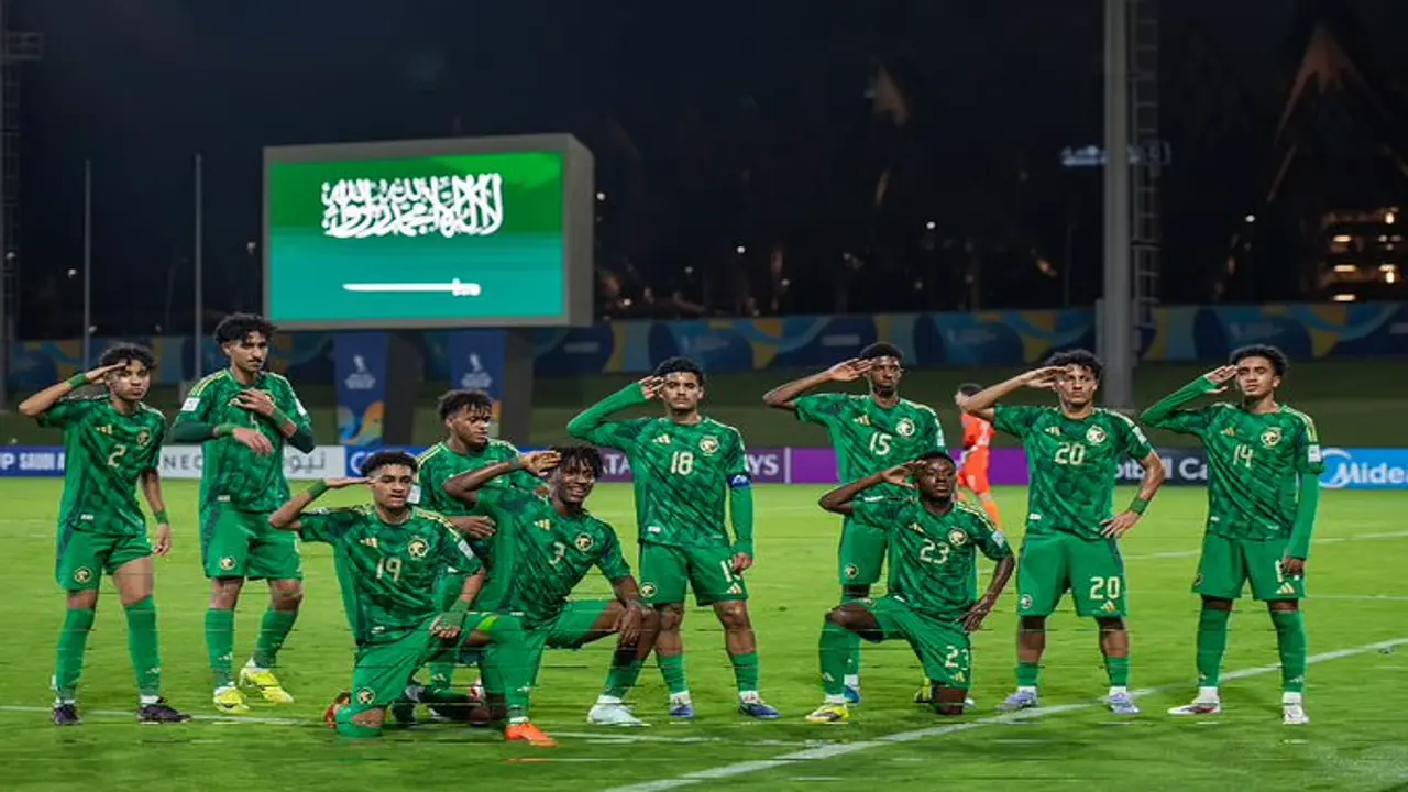 الأخضر تحت 17 عاماً يتصدر مجموعته ويتأهل لربع نهائي كأس آسيا